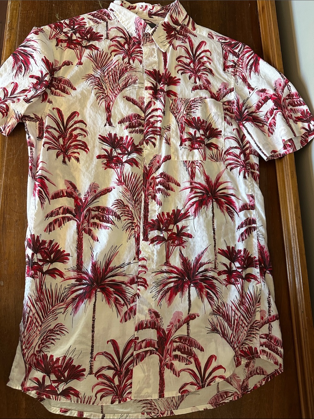 H&M White Short-Sleeve Button-Down with Red Palm Print